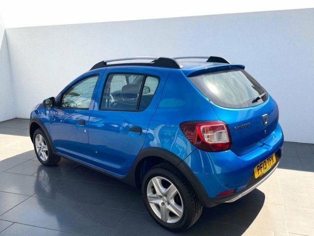Dacia Sandero Stepway Tce Laureate Hatchback PF13TFK Blue #2
