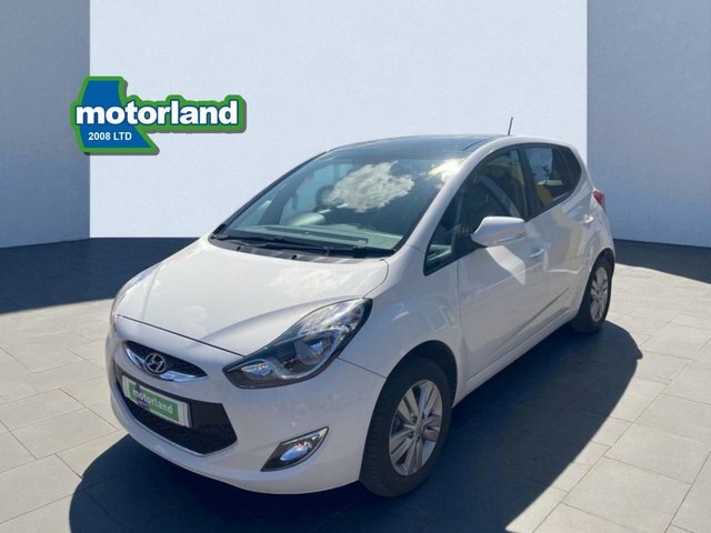 Hyundai Ix20 Style Hatchback White #6