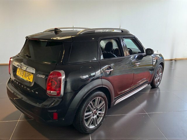 Mini Countryman Cooper Exclusive Suv FX19NPC Black #3