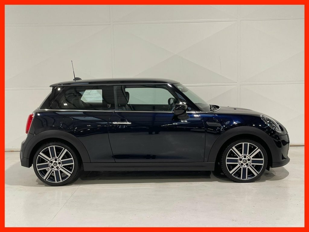 Mini Hatch 1.5 Cooper Exclusive Hatchback Steptron AK72SDO Black #2