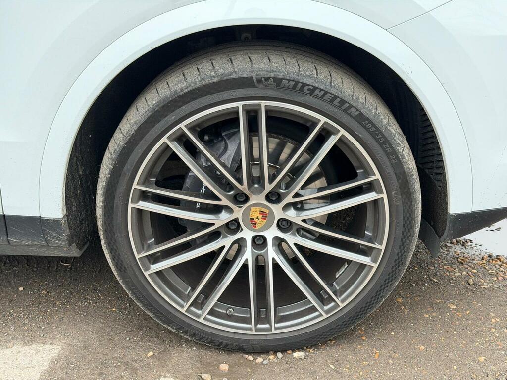Porsche Cayenne 3.0T V6 Tiptronics 4Wd Euro 6 Ss YG69JPP White #5
