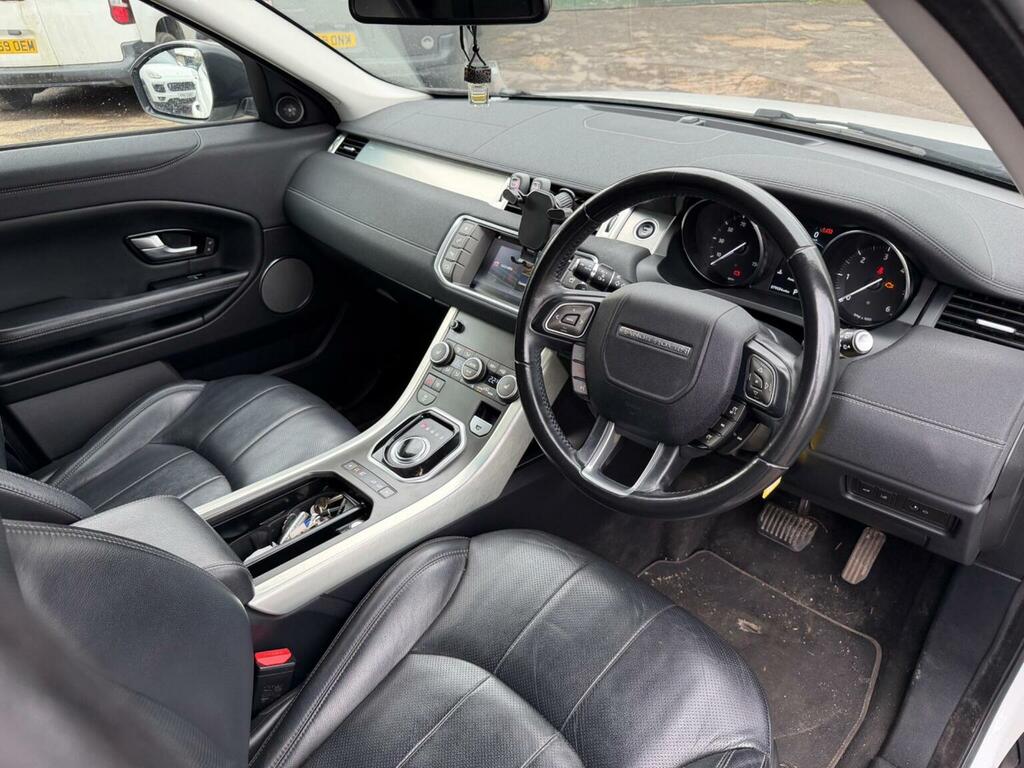 Land Rover Range Rover Evoque 2.0 Td4 Se Tech 4Wd Euro 6 Ss SN19ZSU White #3