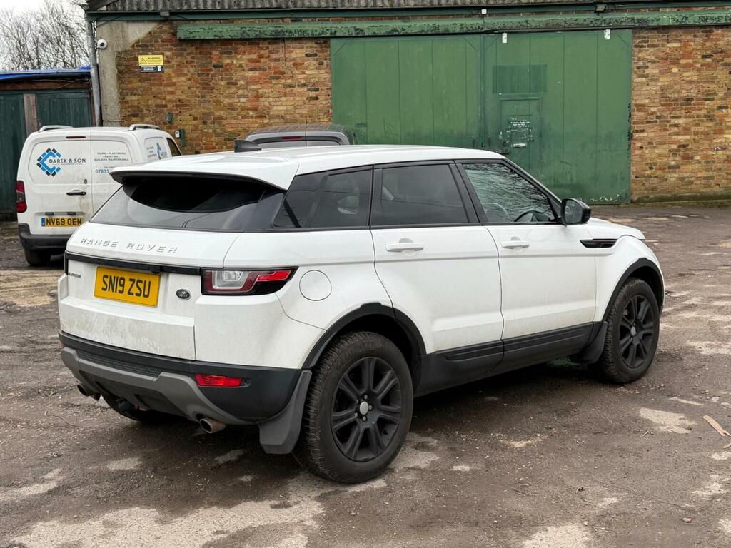 Land Rover Range Rover Evoque 2.0 Td4 Se Tech 4Wd Euro 6 Ss SN19ZSU White #2