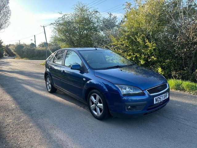 Ford Focus Zetec Climate Hatchback Blue