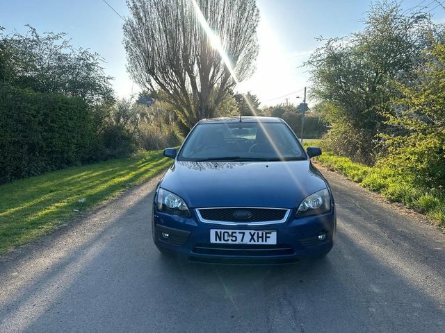 Ford Focus Zetec Climate Hatchback NC57XHF Blue #6