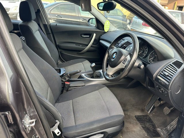 BMW 1 Series 118I Se Hatchback Grey #5