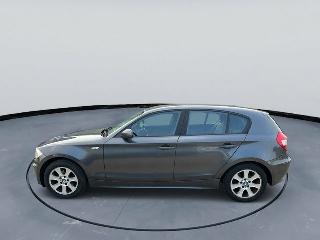 BMW 1 Series 118I Se Hatchback Grey #2