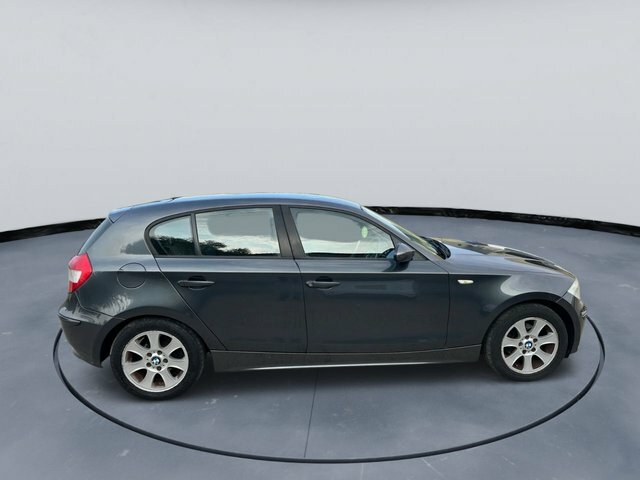 BMW 1 Series 118I Se Hatchback Grey #4