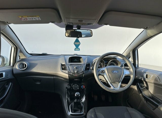 Ford Fiesta Zetec Hatchback NL64NCZ White #5