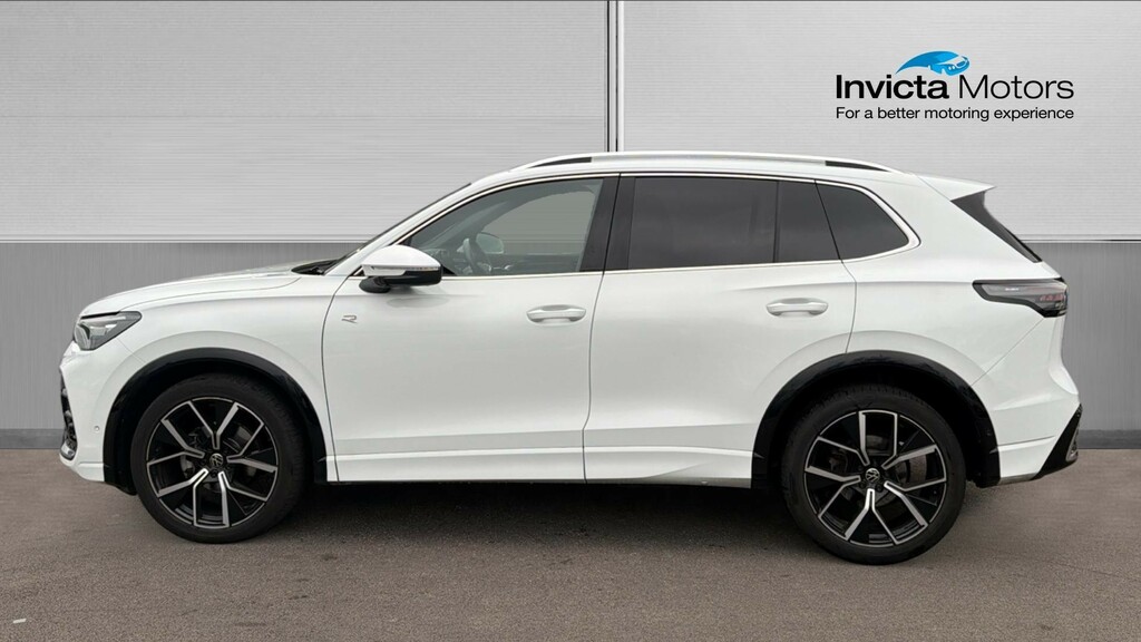 Volkswagen Tiguan R-line PJ24OPT White #6