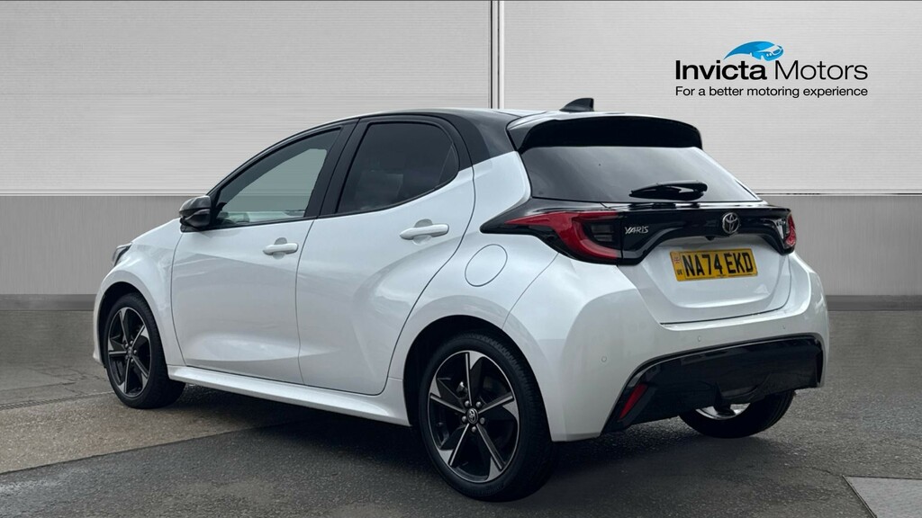 Toyota Yaris 1.5 Hybrid 130Hp Premiere Edition NA74EKD Black #5
