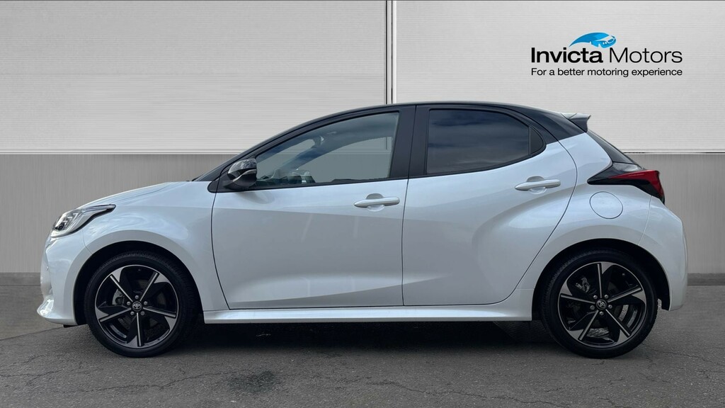 Toyota Yaris 1.5 Hybrid 130Hp Premiere Edition NA74EKD Black #6