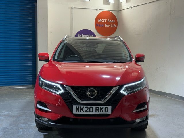 Nissan Qashqai 1.3 Dig-t Tekna Suv Dct Euro 6 S Red #2
