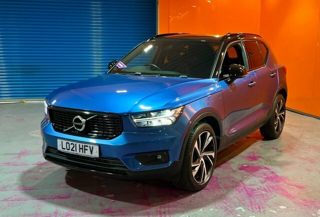 Volvo XC40 1.5 T3 R-design Pro Suv Euro 6 S Blue #4