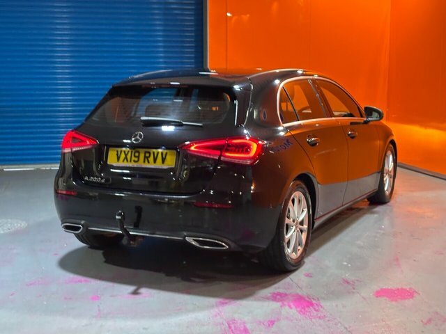 Mercedes-Benz A Class 2.0 A200d Sport Executive Hatchback 8 VX19RVV Black #6