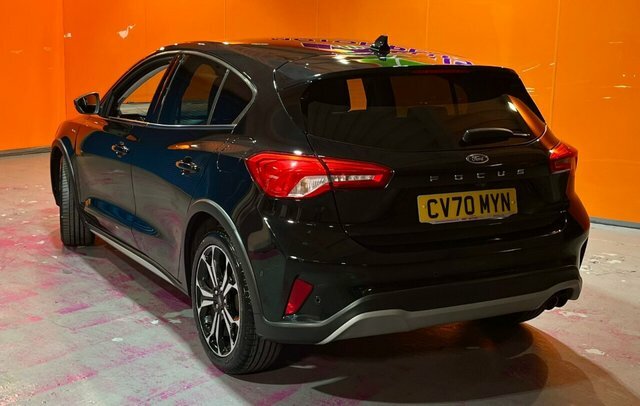 Ford Focus 1.0T Ecoboost Active X Vignale Hatchback Petro CV70MYN Black #4