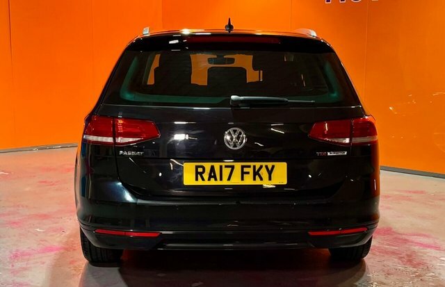 Volkswagen Passat 1.6 Tdi Se Business Estate Euro Black #5