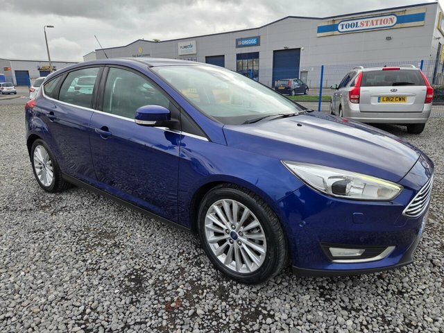 Ford Focus 1.5 Tdci Titanium X Hatchback Eu YG17KDF Blue