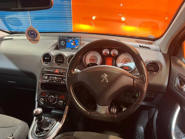 Peugeot 308 1.6 Hdi Active Hatchback Euro 5 Black #3