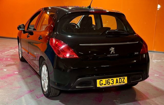 Peugeot 308 1.6 Hdi Active Hatchback Euro 5 Black