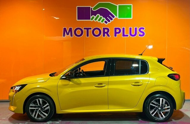 Peugeot 208 1.2 Puretech Allure Premium Hatchback KK23BWG Yellow #2
