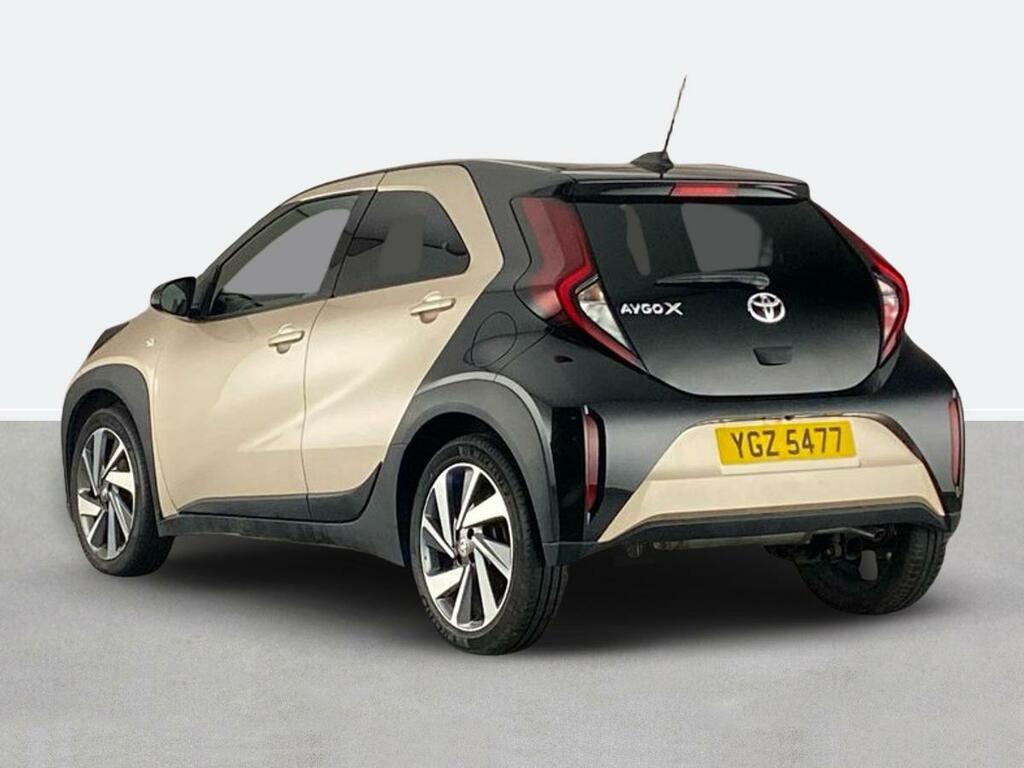 Toyota Aygo X 1.0 Vvt-i Edge YGZ5477 Beige #5
