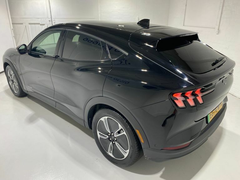 Ford Mustang Mach-E 72Kwh 269Ps Ev Select Rwd 5Drtech Pa EO74WFK Black #4