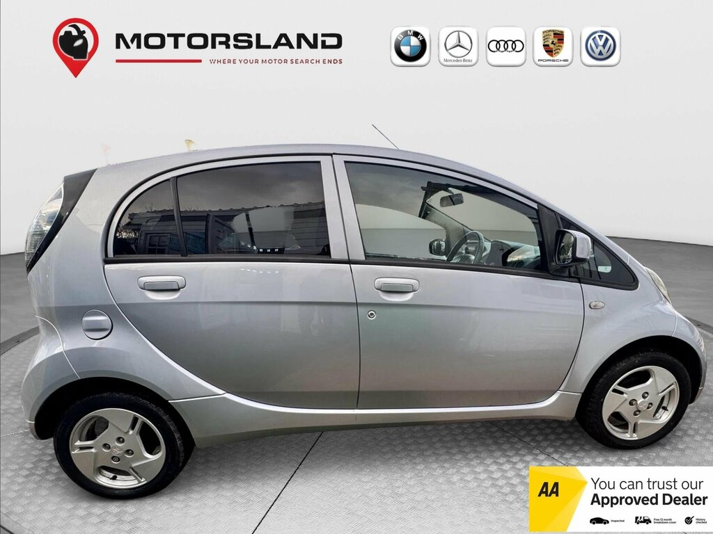 Mitsubishi i-MiEV Hatchback 66 Ps White #11
