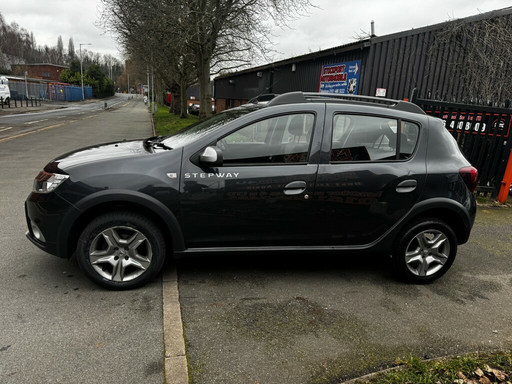 Dacia Sandero Stepway Hatchback 0.9 Stepway Essential Tce 90 My18 2019 PN19YPA Grey #6