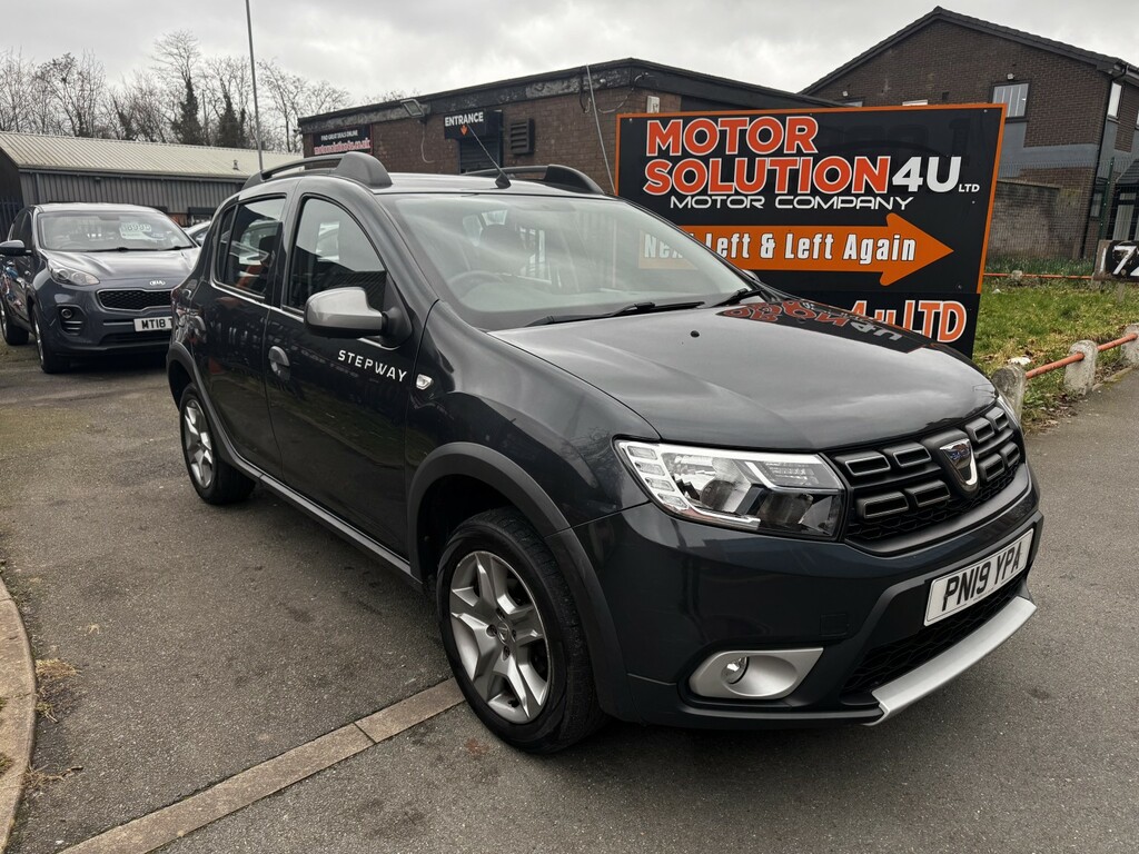 Dacia Sandero Stepway Hatchback 0.9 Stepway Essential Tce 90 My18 2019 Grey
