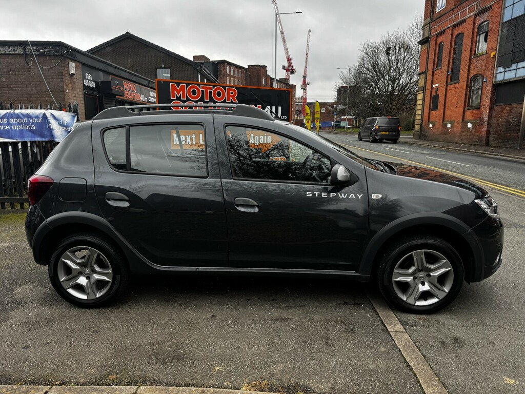 Dacia Sandero Stepway Hatchback 0.9 Stepway Essential Tce 90 My18 2019 PN19YPA Grey #5