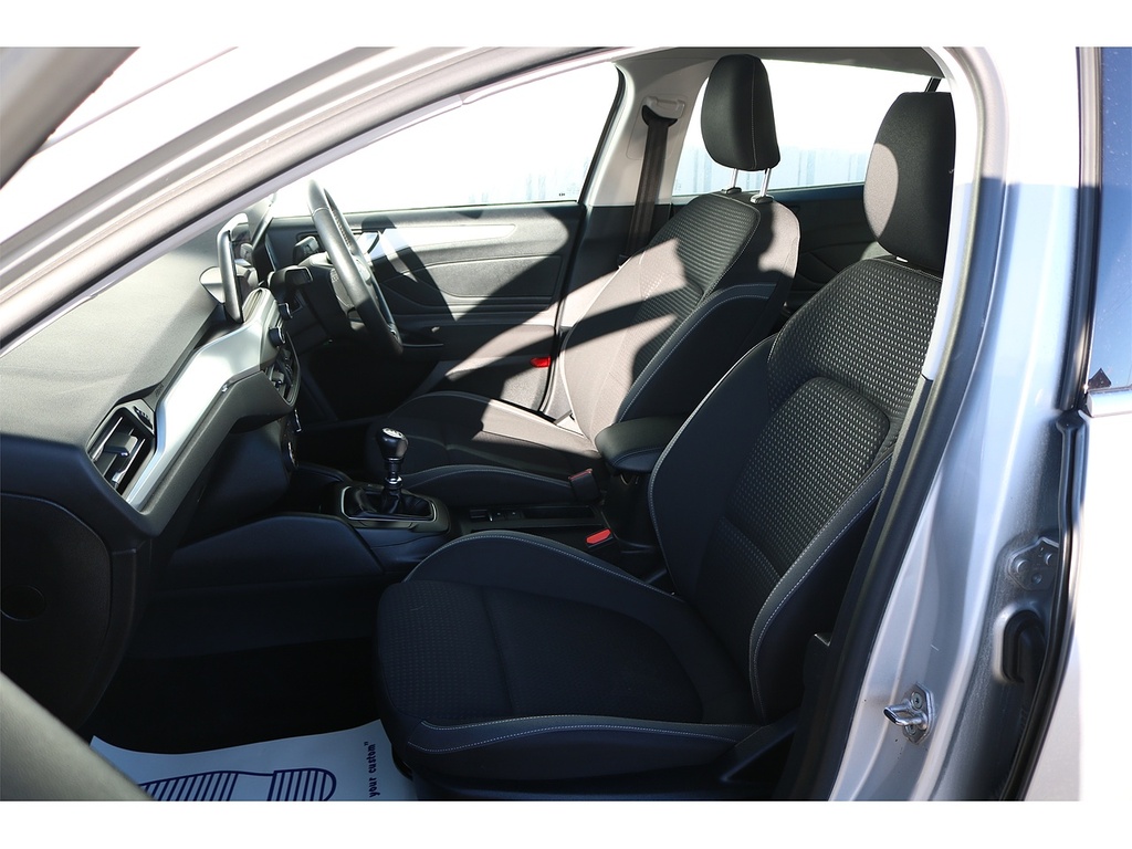 Ford Focus Zetec Silver #5