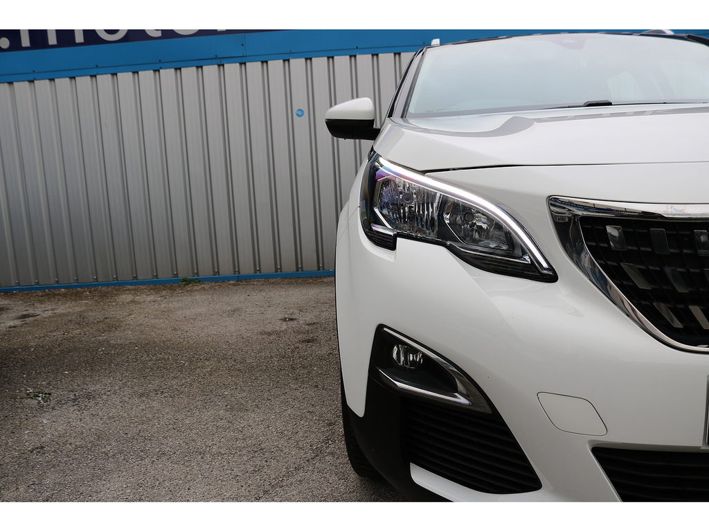 Peugeot 3008 Bluehdi Active YJ68EVK White #2