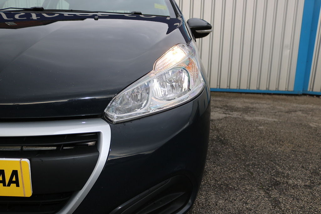 Peugeot 208 Bluehdi Access Grey #4