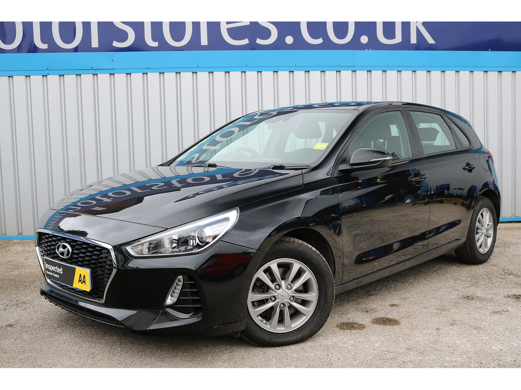 Hyundai I30 Crdi Blue Drive Se Black #4