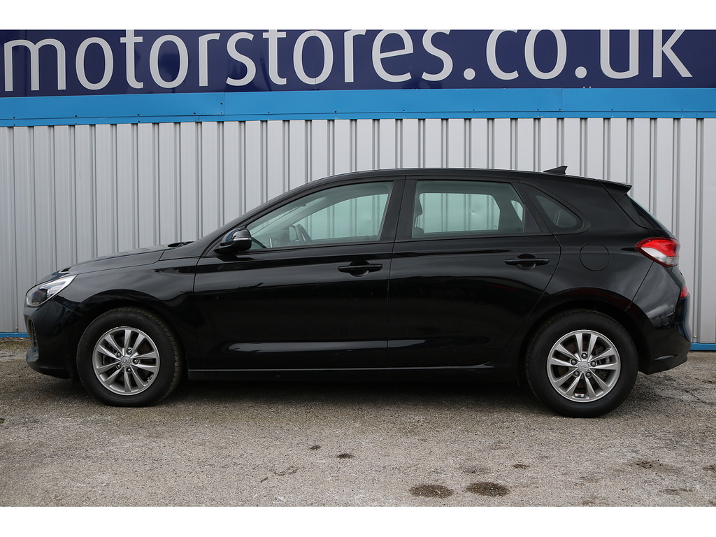 Hyundai I30 Crdi Blue Drive Se Black #5