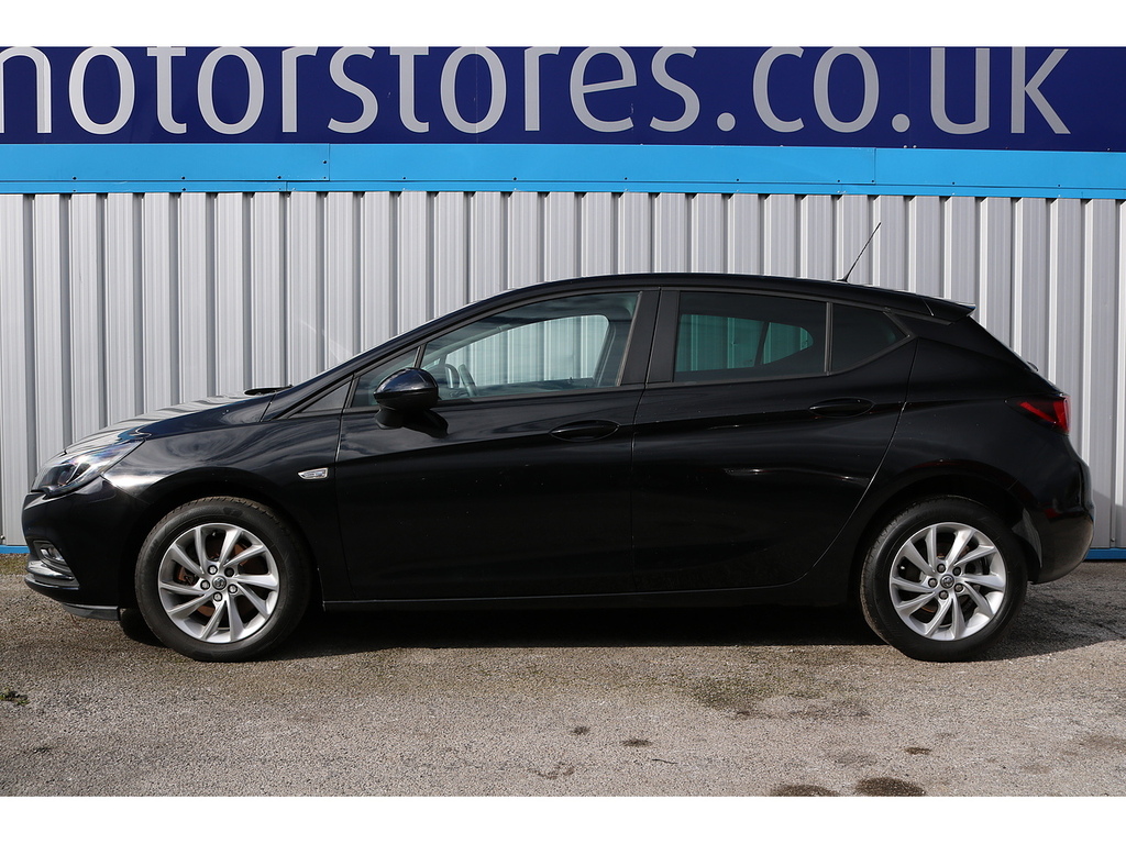 Vauxhall Astra Cdti Blueinjection Design GN68CSX Black #5