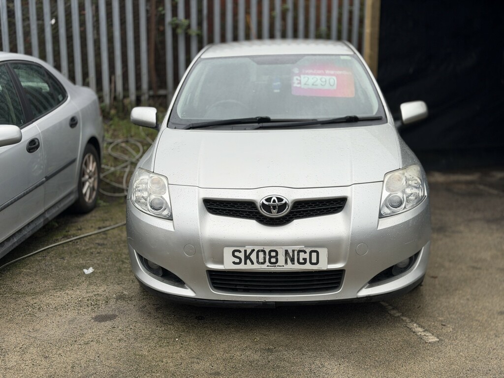 Toyota Auris Hatchback 2.0 D-4d Tr 200808 Silver #2
