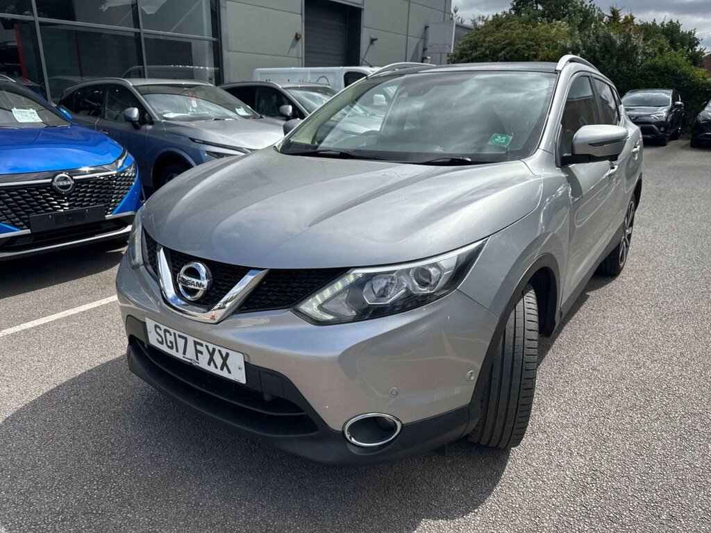 Nissan Qashqai 1.2 Dig-t Tekna Xtron 2Wd Euro 6 Ss Silver
