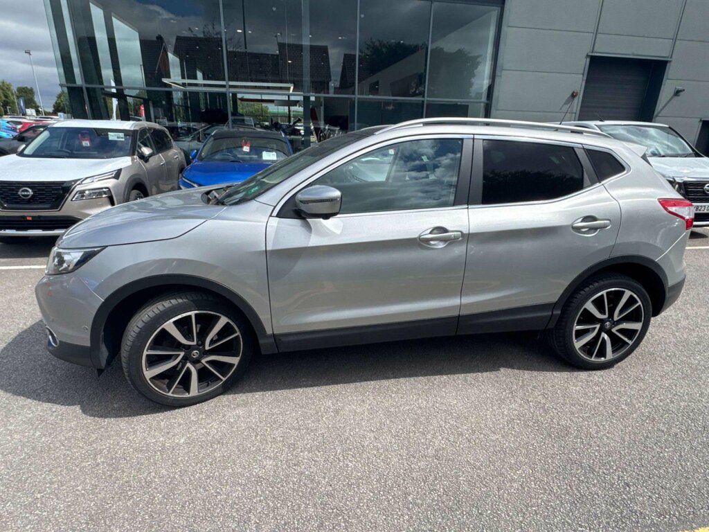 Nissan Qashqai 1.2 Dig-t Tekna Xtron 2Wd Euro 6 Ss SG17FXX Silver #2
