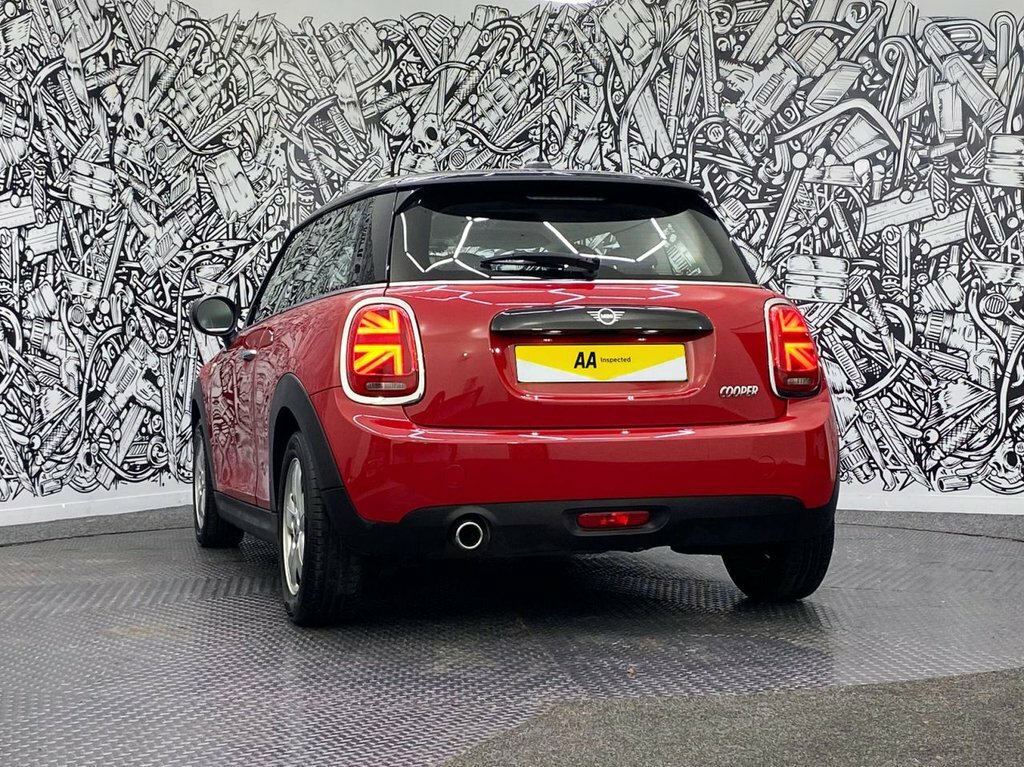 Mini Hatch 1.5L Cooper Classic YP20EXK Red #6