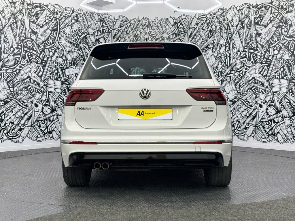Volkswagen Tiguan 2L R-line White #6