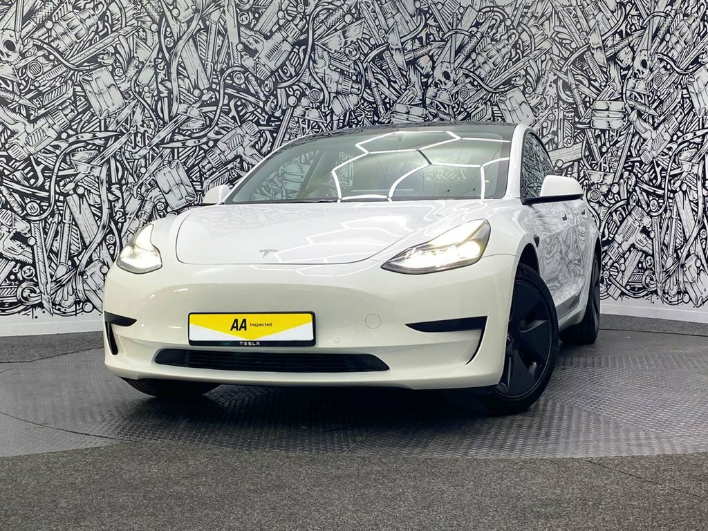 Tesla Model 3 Saloon SA71EPX White #4