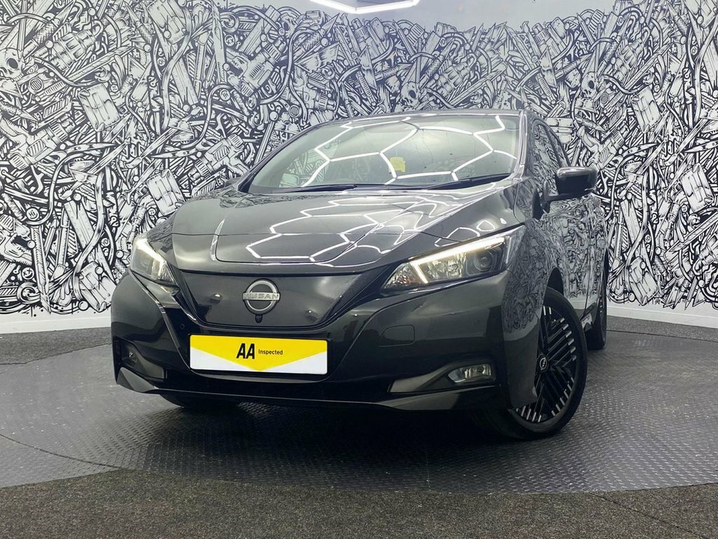 Nissan Leaf Hatchback LM73XPA Black #4