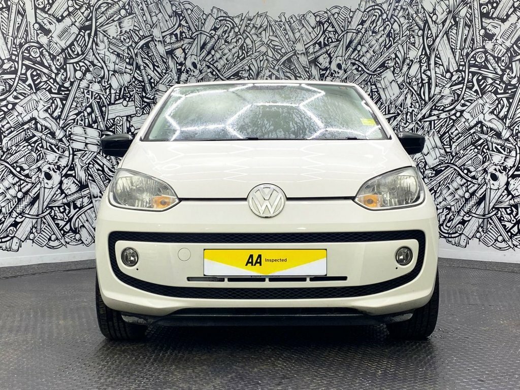 Volkswagen Up 1L Groove Up RV63HZU White #3