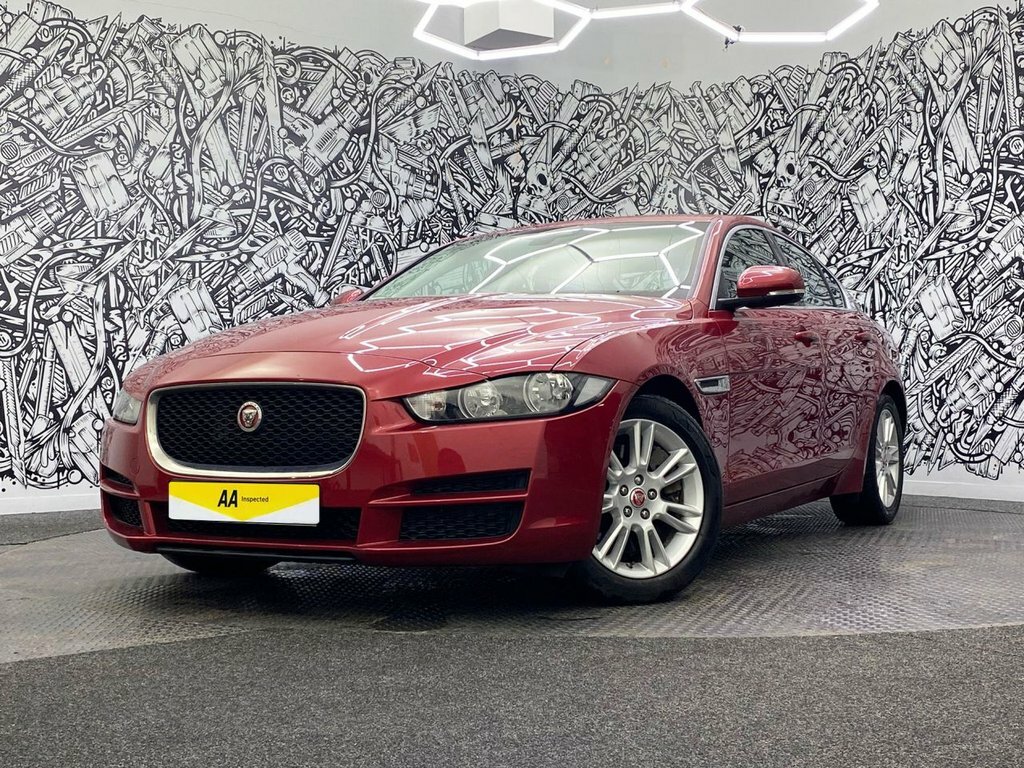 Jaguar XE 2L Prestige Red #5