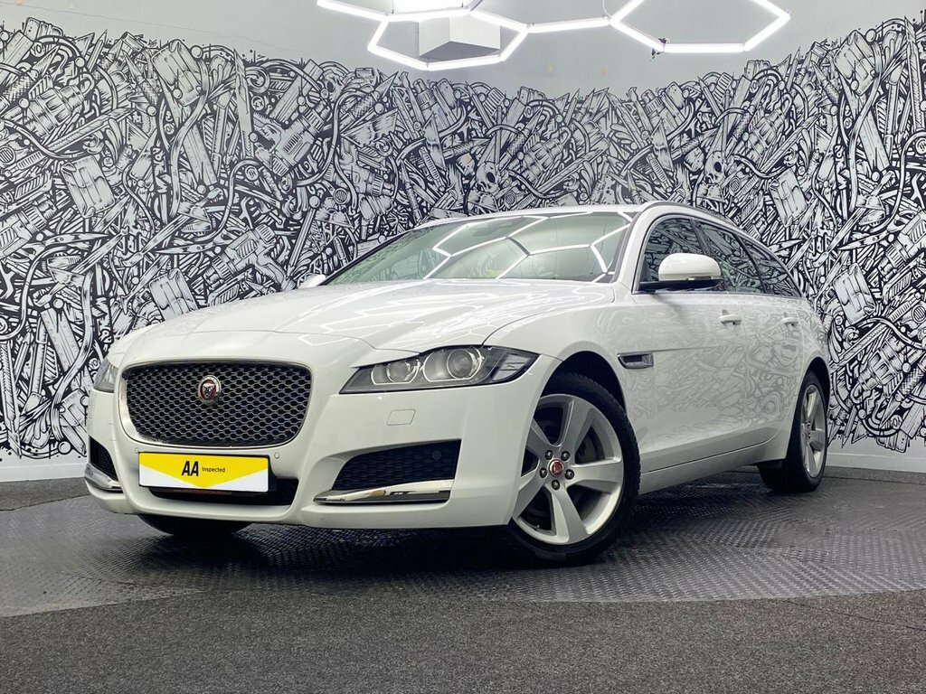 Jaguar XF 2L Portfolio White #5