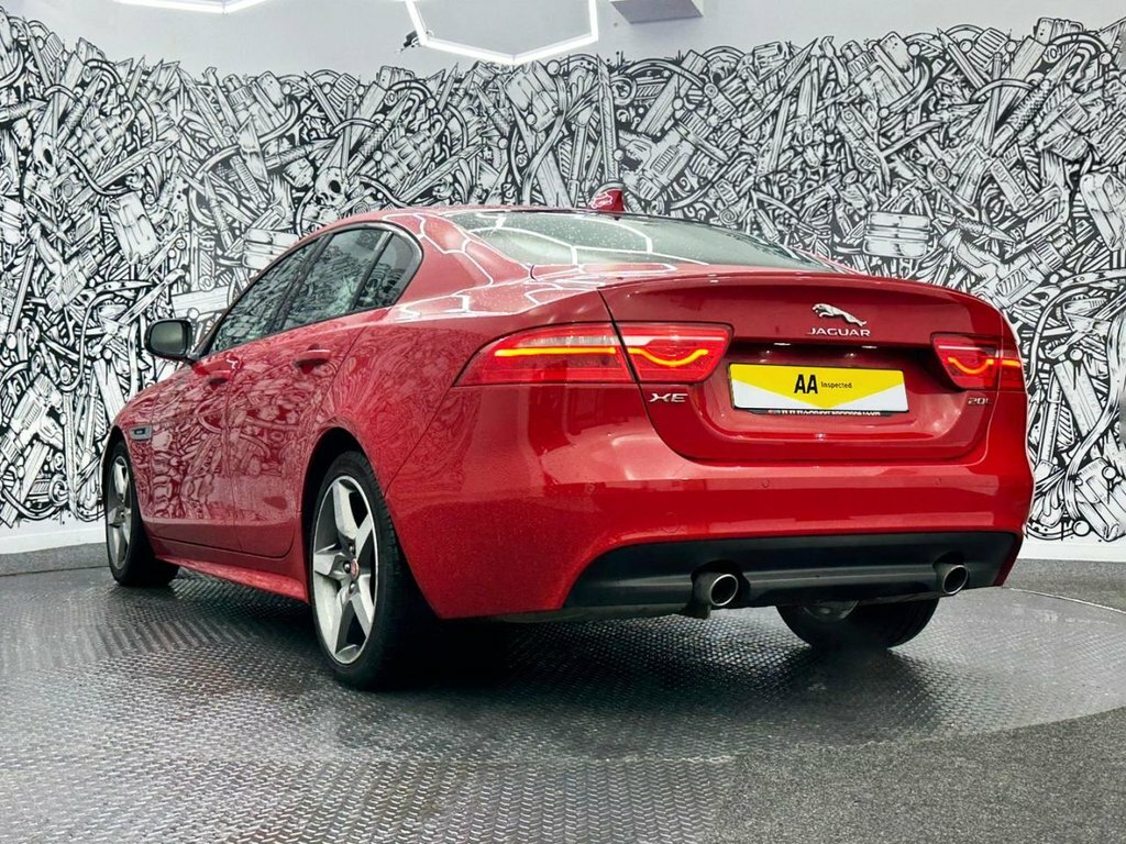 Jaguar XE 2L R-sport YH68FYU Red #6