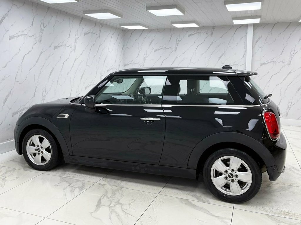 Mini Hatch 1.5L Cooper Classic HK20EAW Black #6