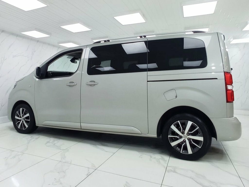Toyota Proace Verso 2L Family Silver #6
